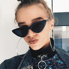 Load image into Gallery viewer, 2018 New Fashion Cute Sexy Ladies Cat Eye Sunglasses Women Vintage Brand